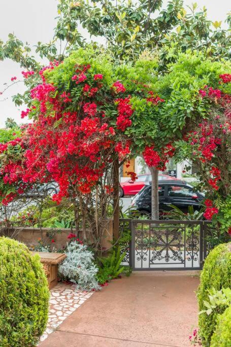 Entire Second Flr - Santa Monica Luxury Roman Villa Los Angeles Dış mekan fotoğraf