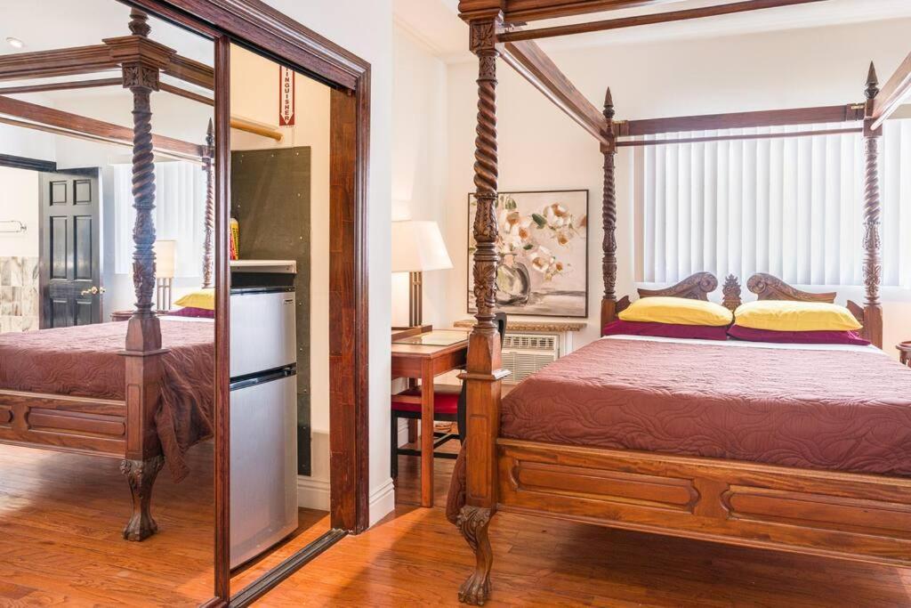 Entire Second Flr - Santa Monica Luxury Roman Villa Los Angeles Dış mekan fotoğraf