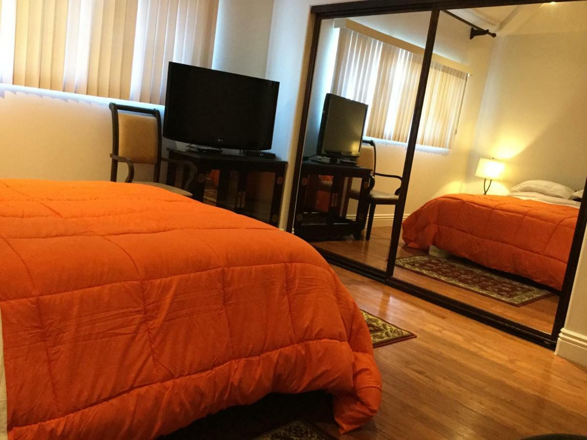 Entire Second Flr - Santa Monica Luxury Roman Villa Los Angeles Dış mekan fotoğraf